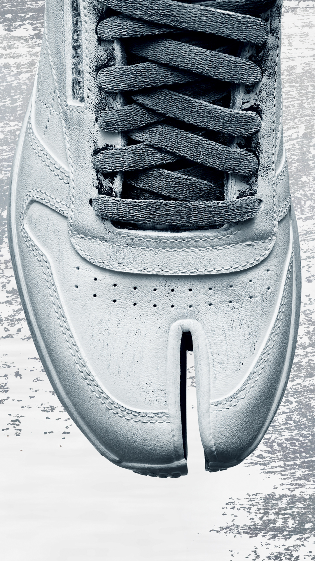 以tabi Shoes闻名的maison