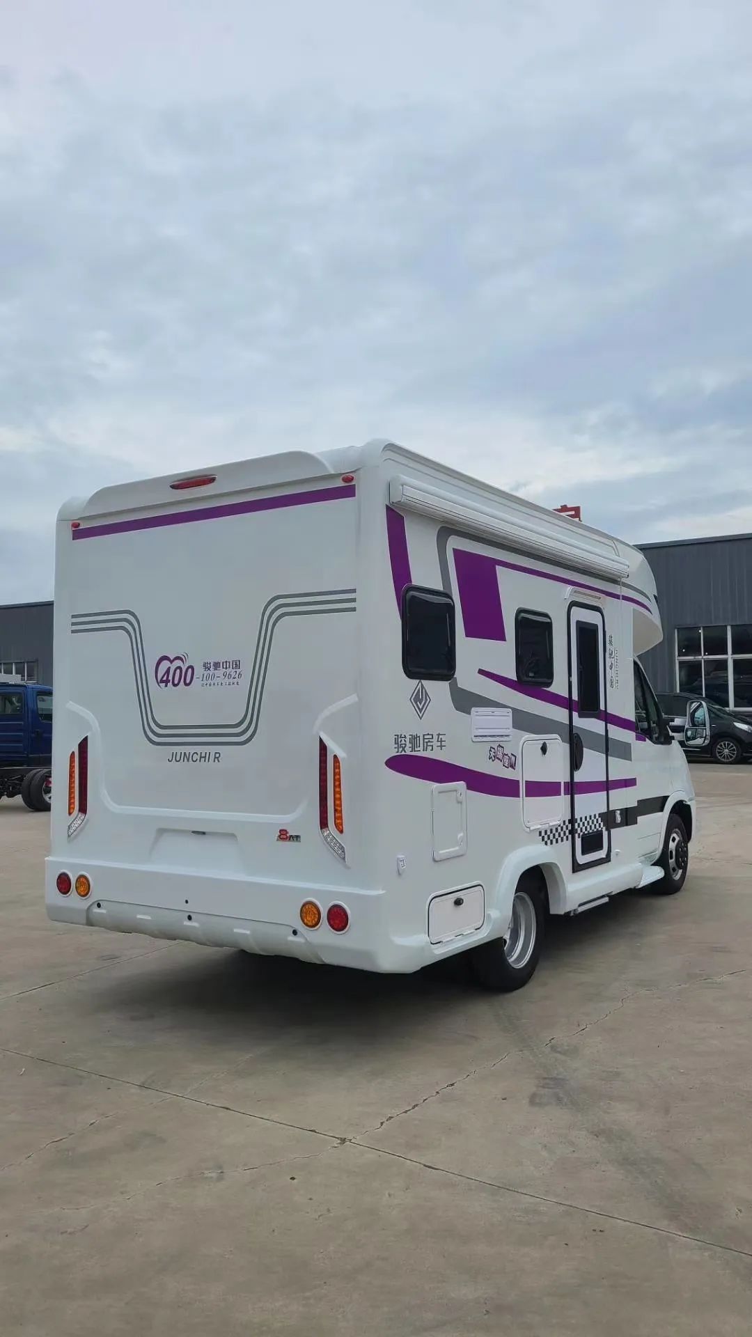 元宵佳节丨骏驰房车「天蝎座」:电动吊床,清新内饰让您团圆到家