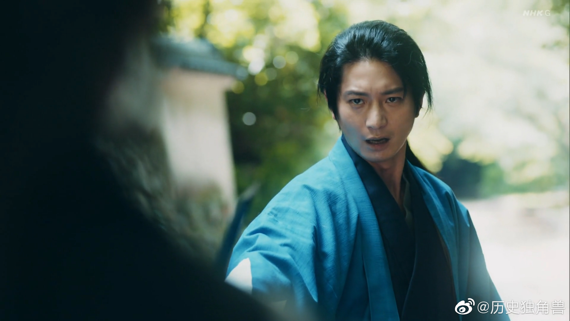 土方岁三和坂本龙马对峙,先是土方占据主动……__财经头条