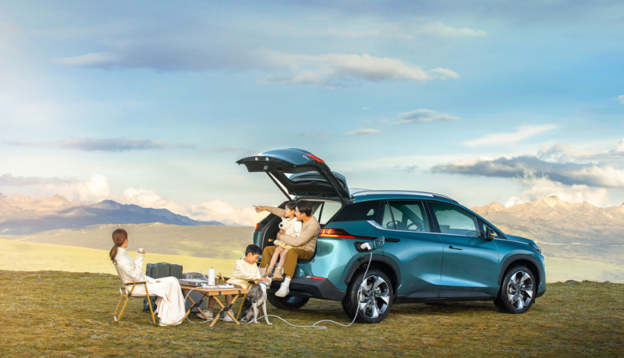 比亚迪宋PLUS EV对比广汽埃安V Plus