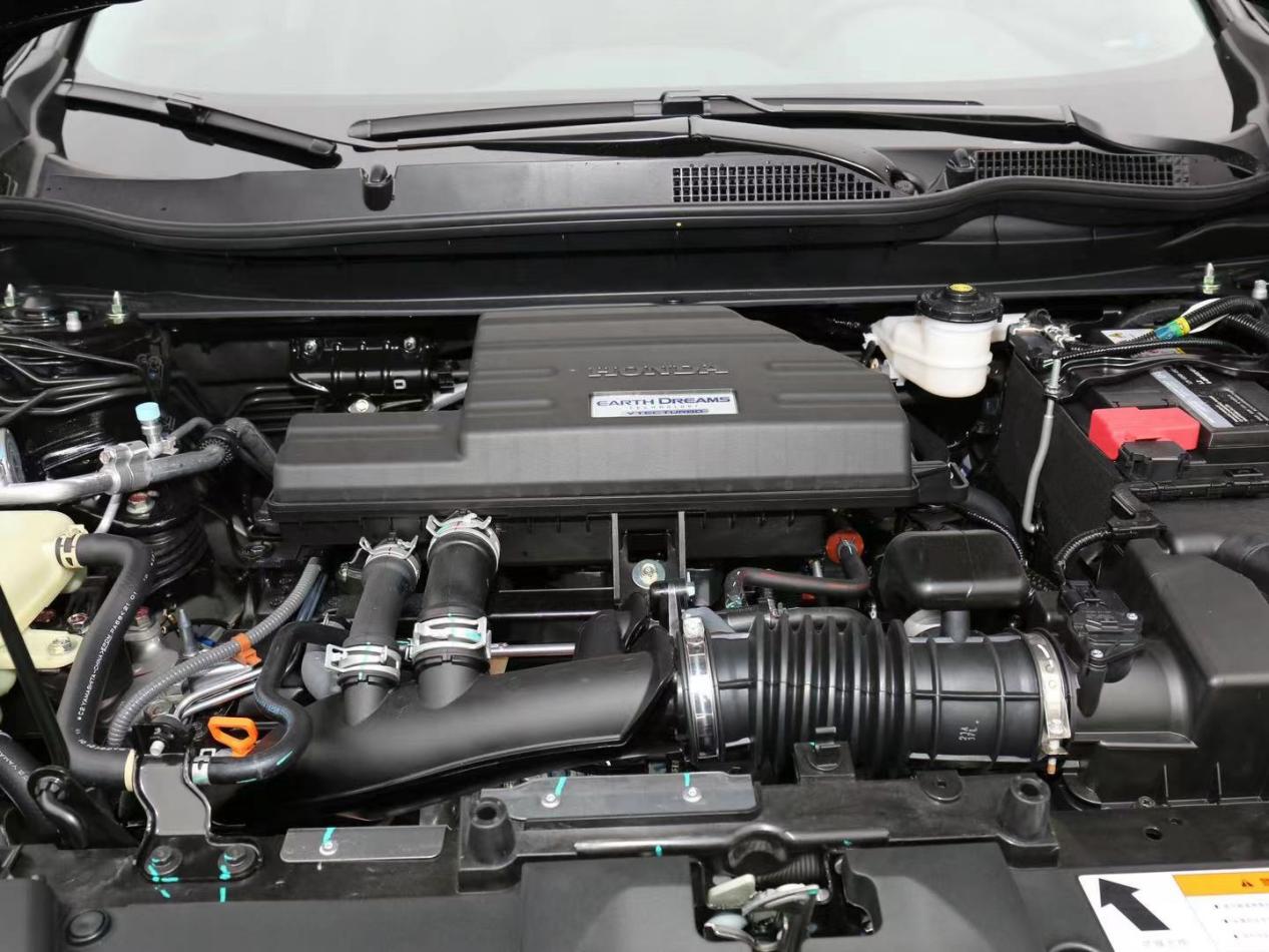 (东风标致全新4008发动机,图片来自汽车之家)而广汽本田皓影的内饰