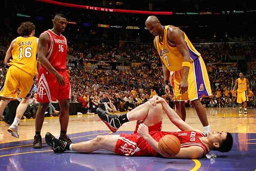 NBA让我潸然泪下的时刻：库里孤独、科比告别演讲、姚明王者归来休闲区蓝鸢梦想 - Www.slyday.coM