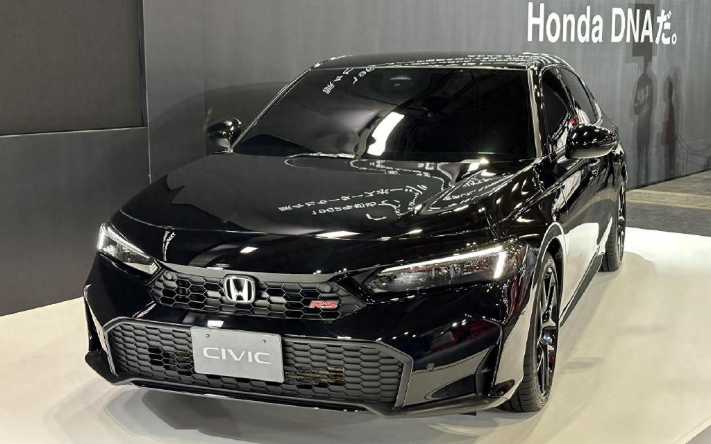 新款本田思域rs即将上市15t6mt大直径制动器仅两厢版本