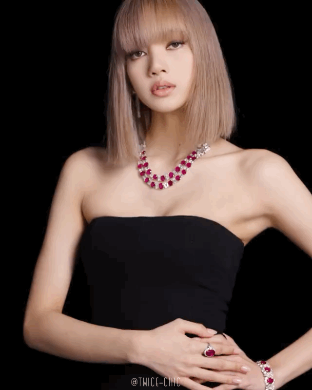 lisa金色短发造型,也太好看了吧,好像洋娃娃啊