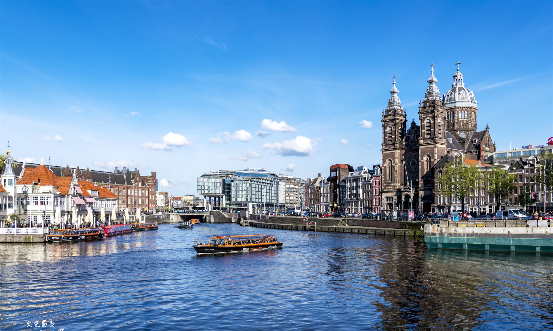 荷兰很开放人口不多风光秀美被誉为退休养老的天堂