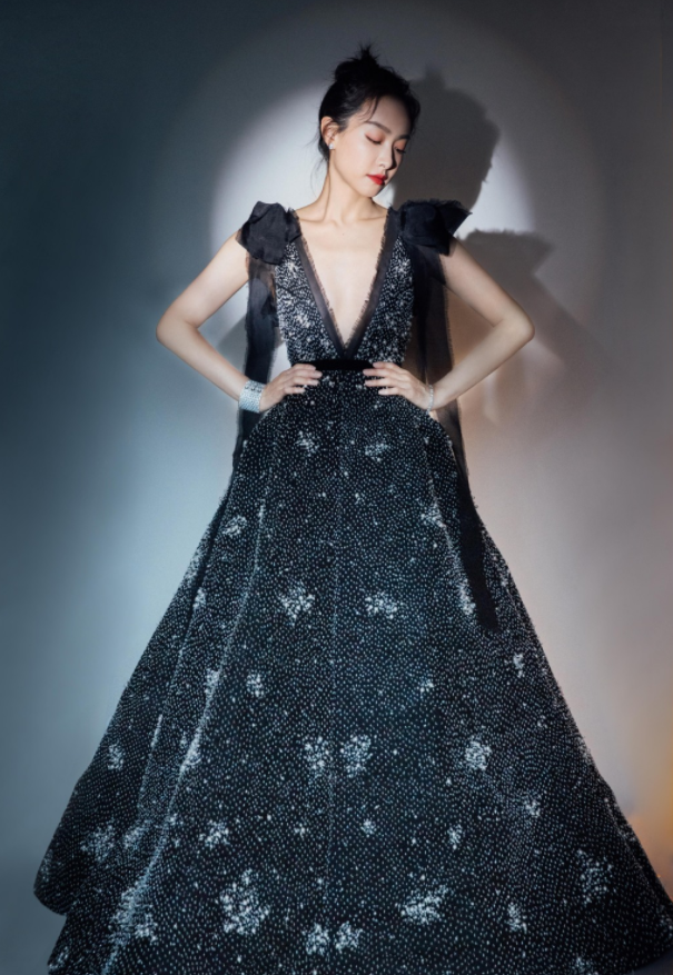 宋茜也对"鱼鳞裙"下手了,看她穿上身后的效果,一般人不敢尝试