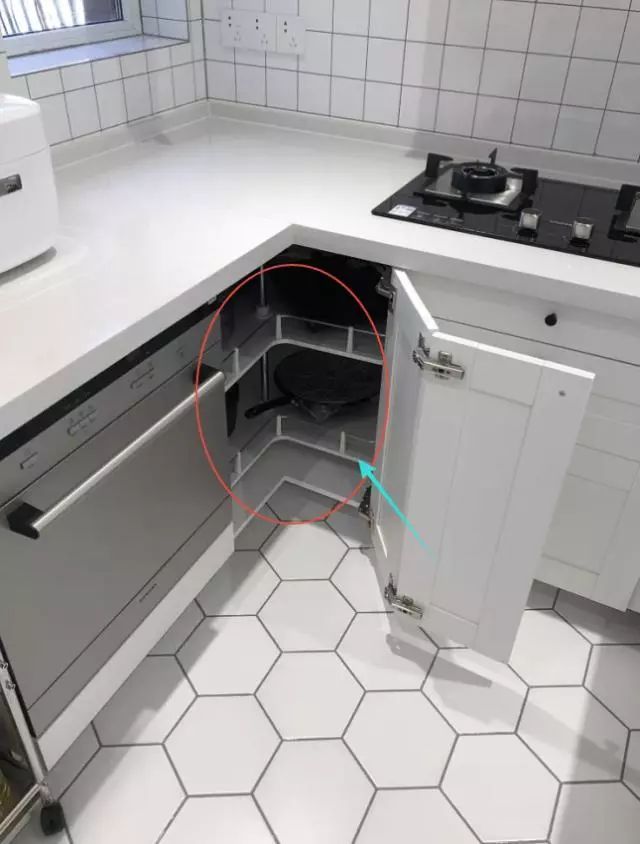 52平小两居:厨房收纳不输日本主妇,浴室更给力,小家一样舒心!