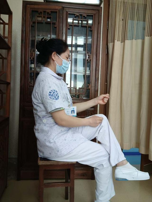 前有刘畊宏，现有“叶问蹲”，你适合这样“蹲”吗？杭州医生的建议来了休闲区蓝鸢梦想 - Www.slyday.coM