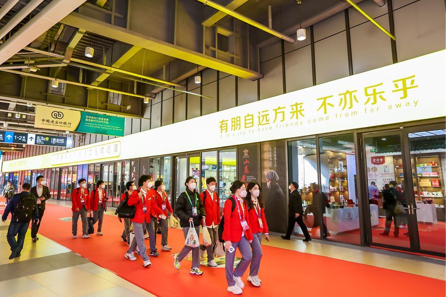 “聊城元素”闪耀第五届中国国际进口博览会休闲区蓝鸢梦想 - Www.slyday.coM “聊城元素”闪耀第五届中国国际进口博览会休闲区蓝鸢梦想 - Www.slyday.coM