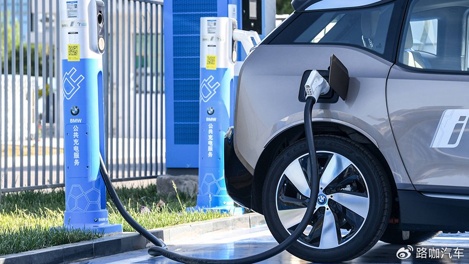 车企一招免费托运,能帮离开海南的新能源车主省多少钱?