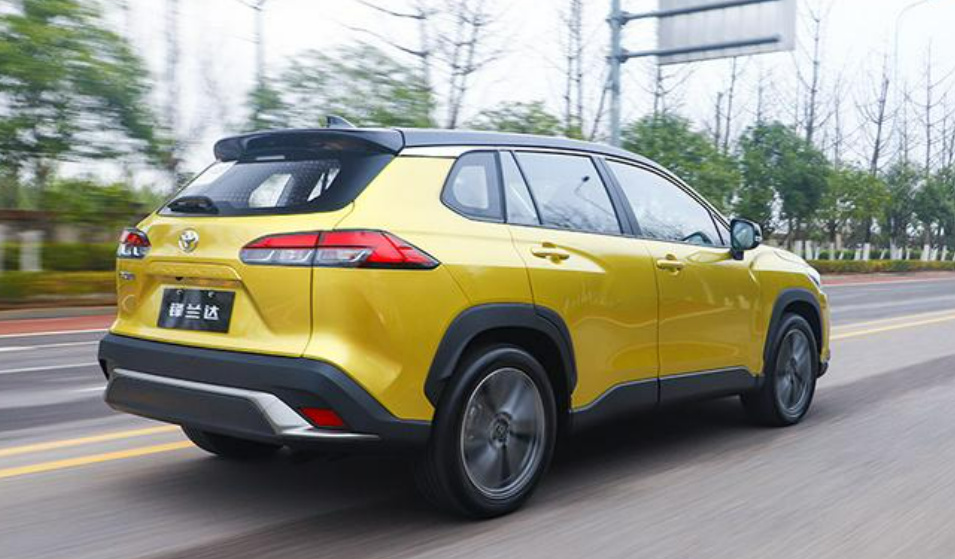 老对手再相逢，本田ZR-V对比丰田锋兰达，谁更超值？