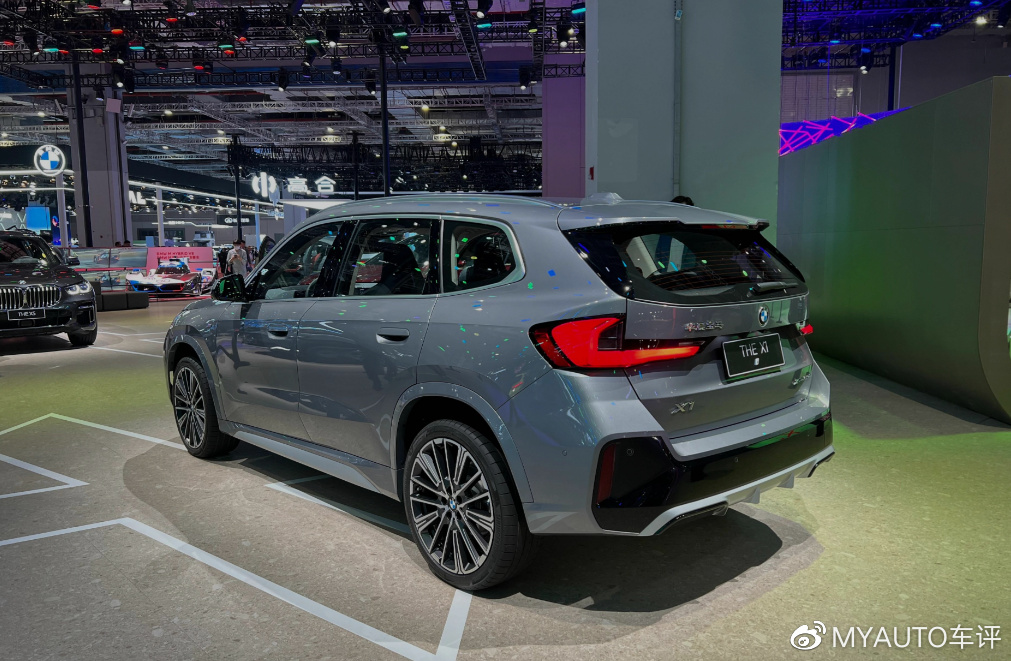 又双叒叕玩加长全新国产宝马x1还能玩出新花样吗