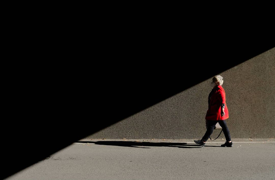 光与影的街头,街头摄影师 andrea pozzoni作品