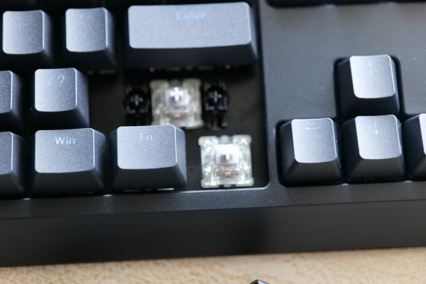 迟到一个月的ikbccherry银轴rgb键盘上手