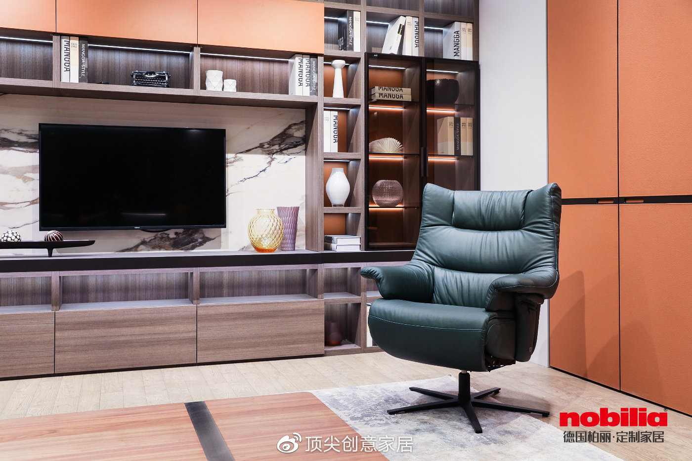 柏丽大家居首次亮相家具展,引领高端定制家居新风尚|德国_新浪新闻