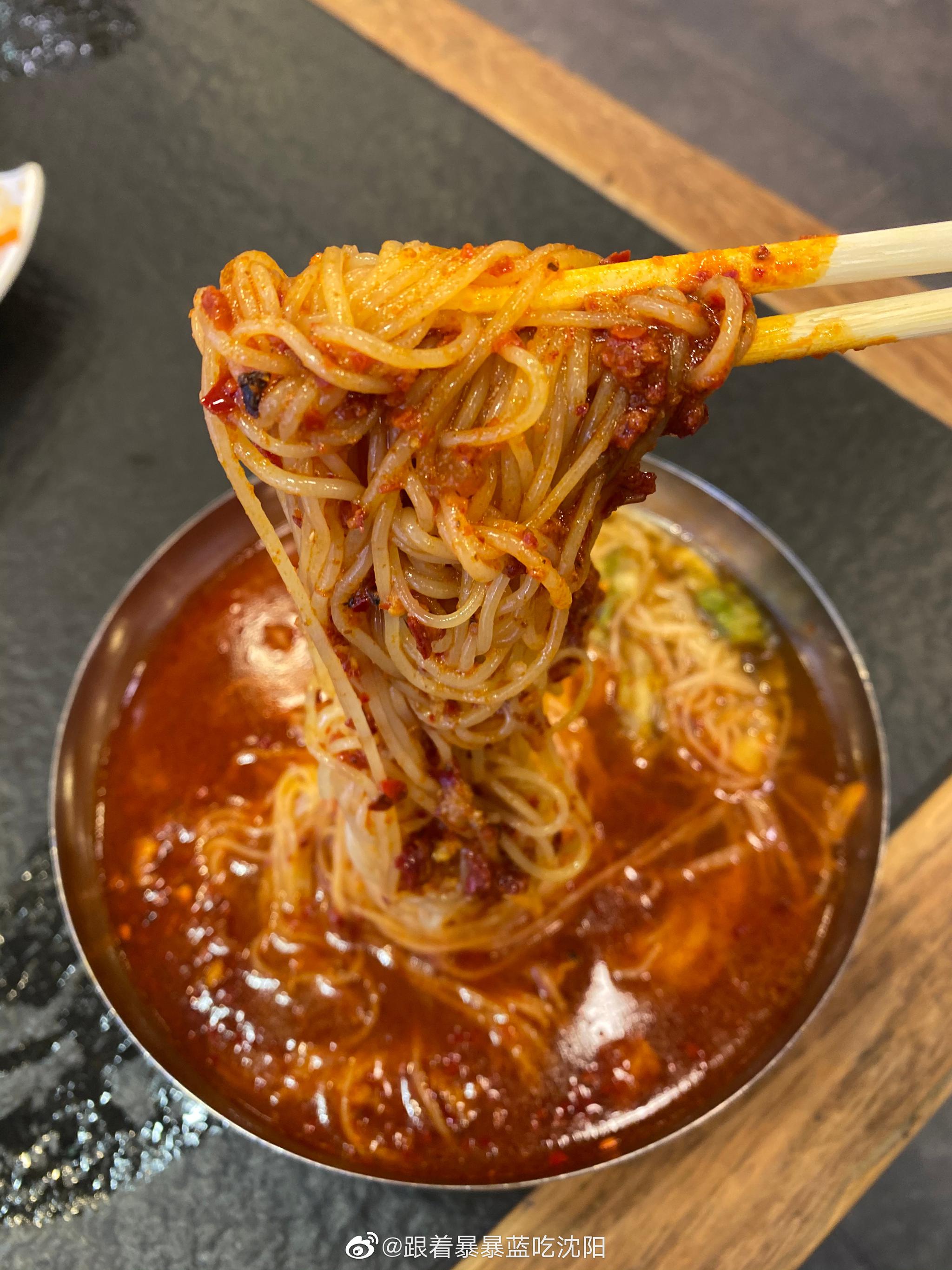 用最爱的苏区肉酱大冷面测试了一下 我的味觉和嗅觉都还在