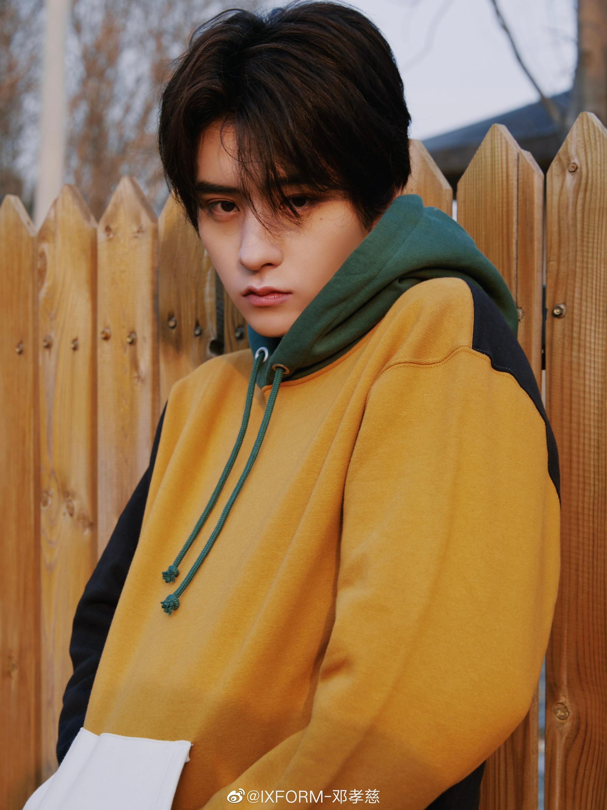 邓孝慈更博:时间也太快了吧!get ready again