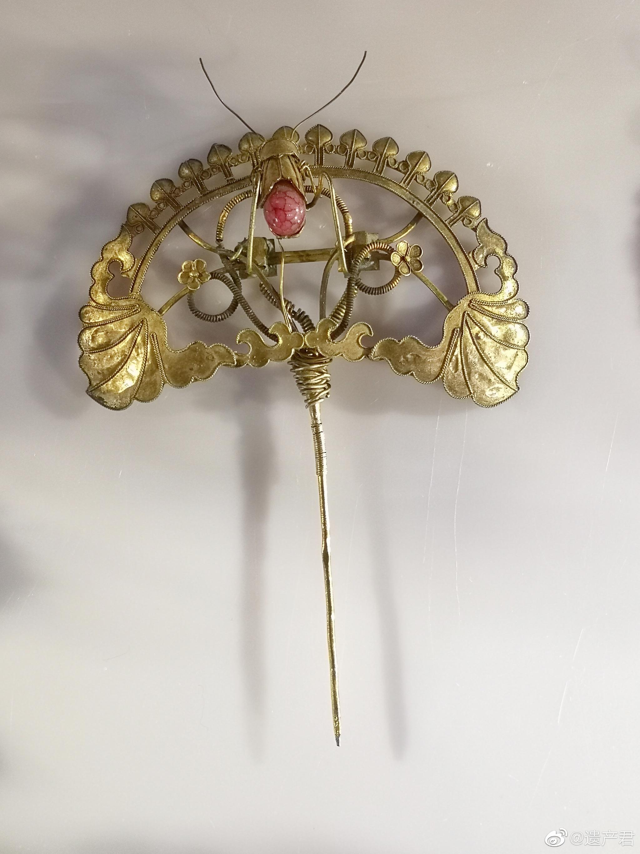 苏州状元博物馆收藏的一套清代银鎏金首饰