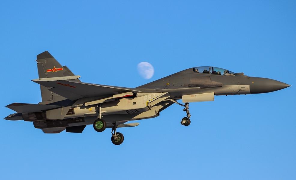 当F16遇到歼16,怎么办?台军少校:四联队每个飞行员都遇到过休闲区蓝鸢梦想 - Www.slyday.coM 当F16遇到歼16,怎么办?台军少校:四联队每个飞行员都遇到过休闲区蓝鸢梦想 - Www.slyday.coM