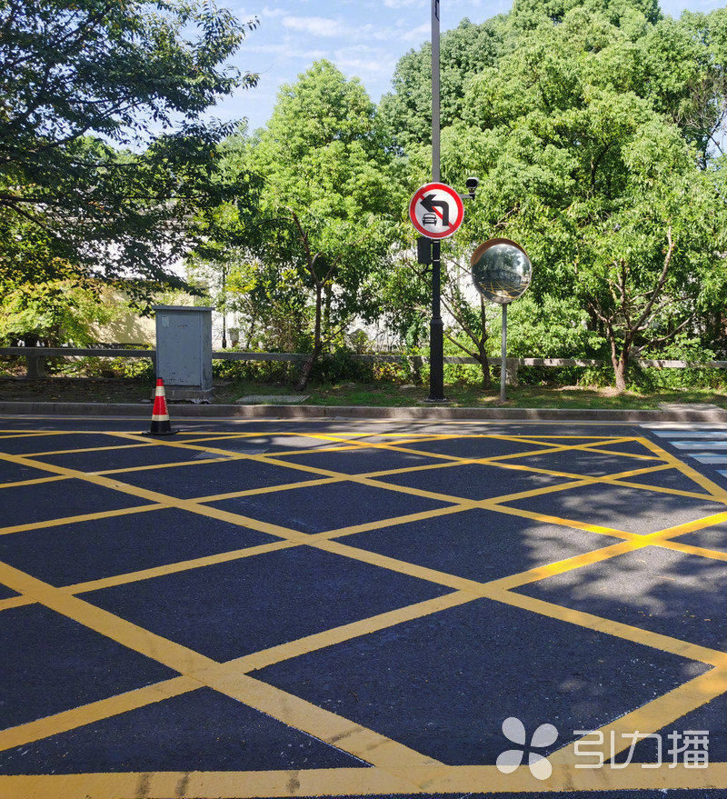 500万VS“十”休闲区蓝鸢梦想 - Www.slyday.coM