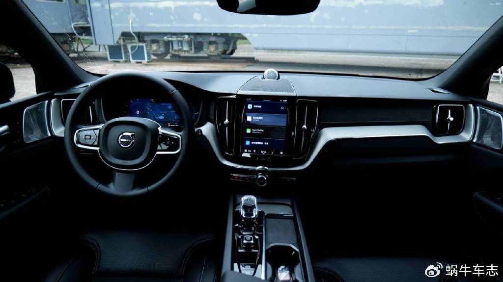 奔驰GLC和沃尔沃XC60 T8怎么选？沃尔沃老车主给你答案