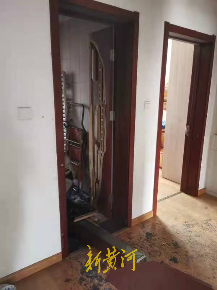 星恒牌锂电池第一天充电就爆炸 厂家和销售商“踢皮球”(图2)