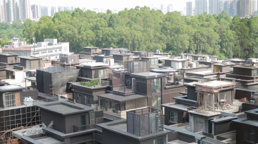 价值千万的别墅疯狂违建变"城中村,华润天合业主质疑物业不作为