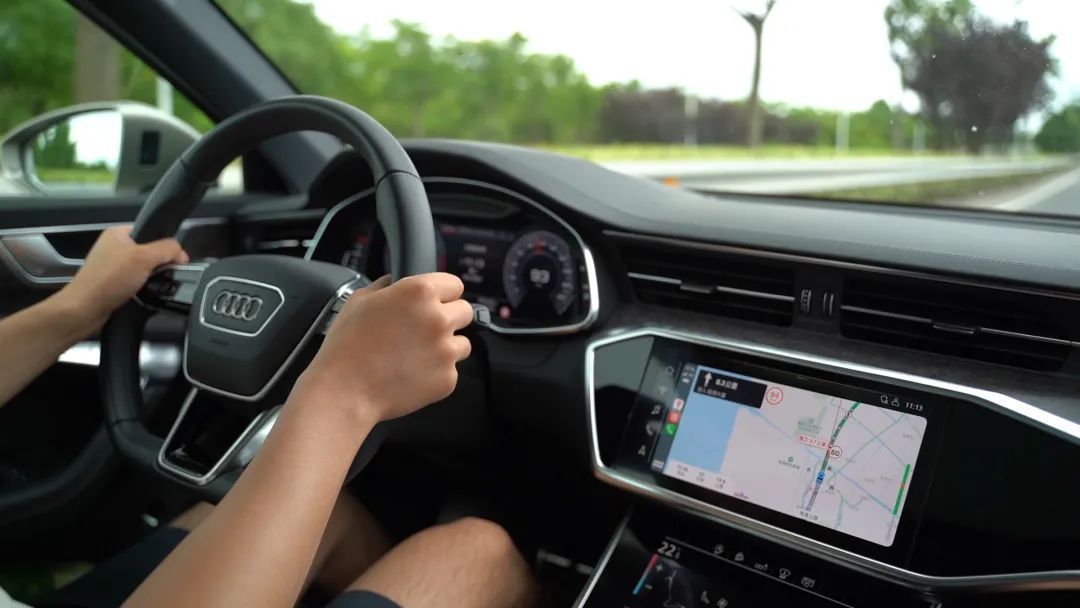 生活还有远方的诗和田野,试驾全新奥迪a6 allroad