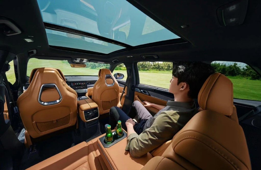 将于6月15日上市领克09五座版车型官图发布