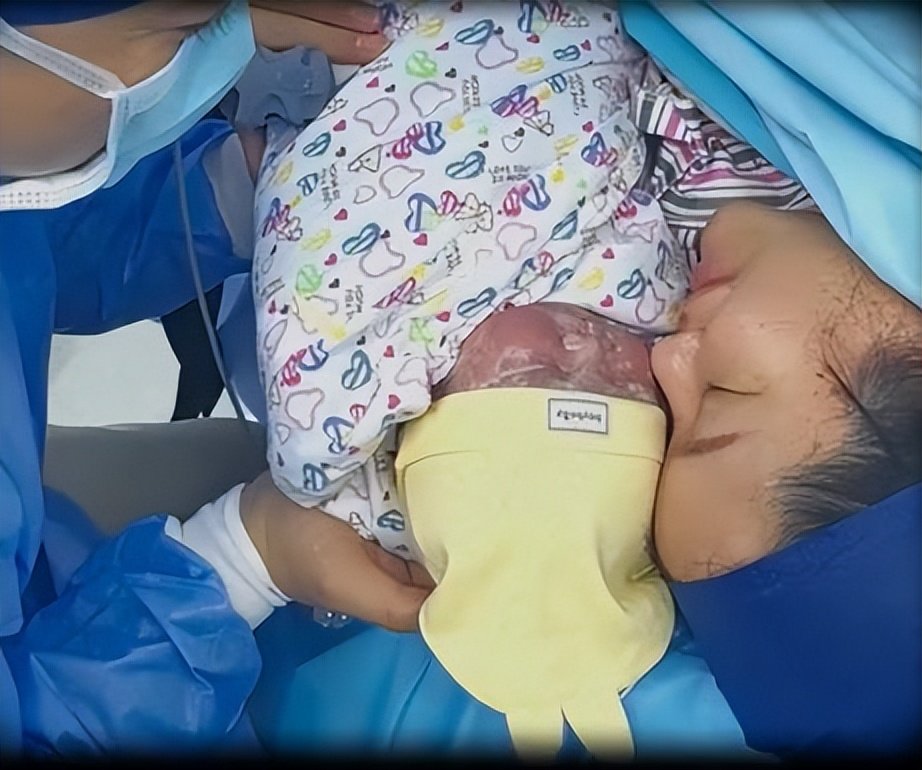 41岁演员王冕回应官宣生子，因孩子太大提前剖腹产