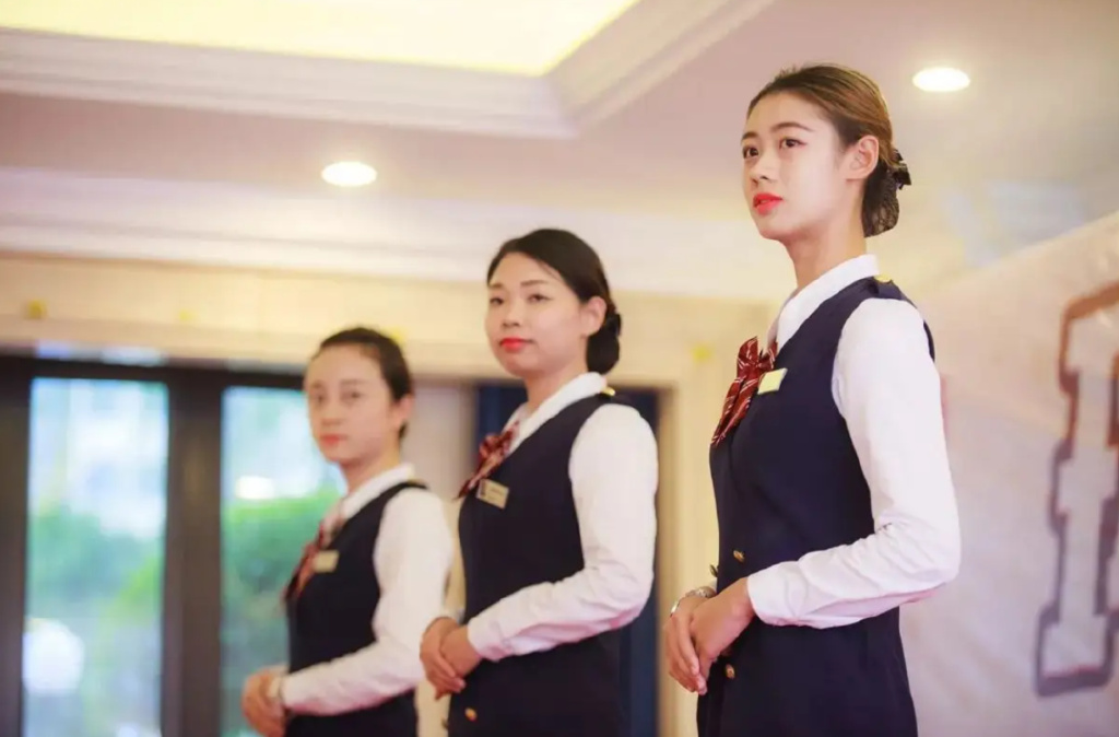 物业不能全面取消?这次国家“动真格”,业主们终于迎来好消息|业委会|物业服务|物业管理|小区|物业公司_新浪新闻