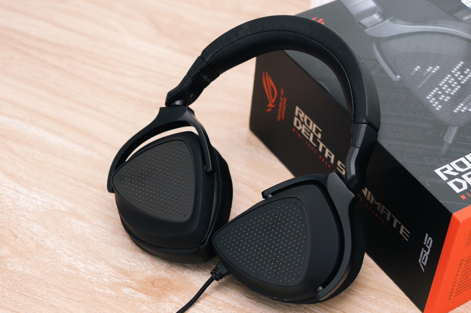 anime matrix矩阵灯加持,个性十足:rog 棱镜s幻游戏耳机__财经头条