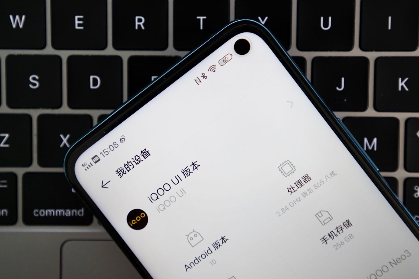 iqooneo3评测体验骁龙865144hz竞速屏2698元真香