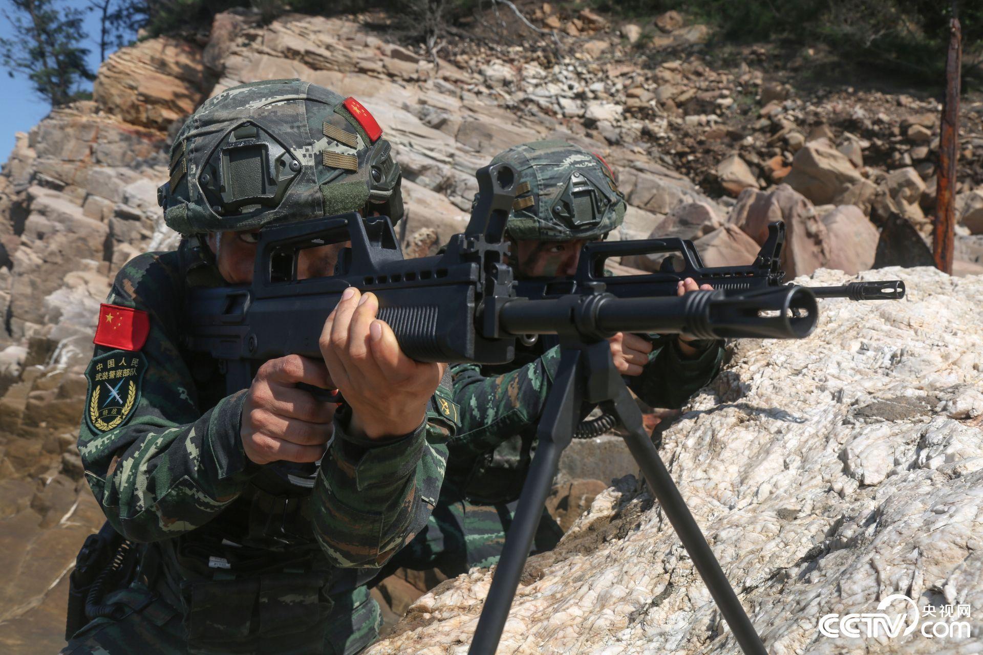 广西北海:武警官兵实战演训 锤炼过硬打赢本领