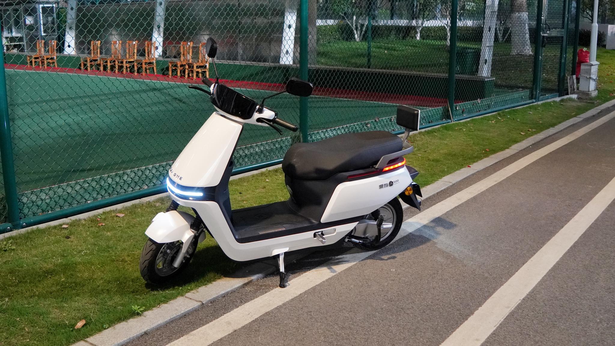 体验简直太舒服了不充电的长续航爱玛a500电动车真机体验