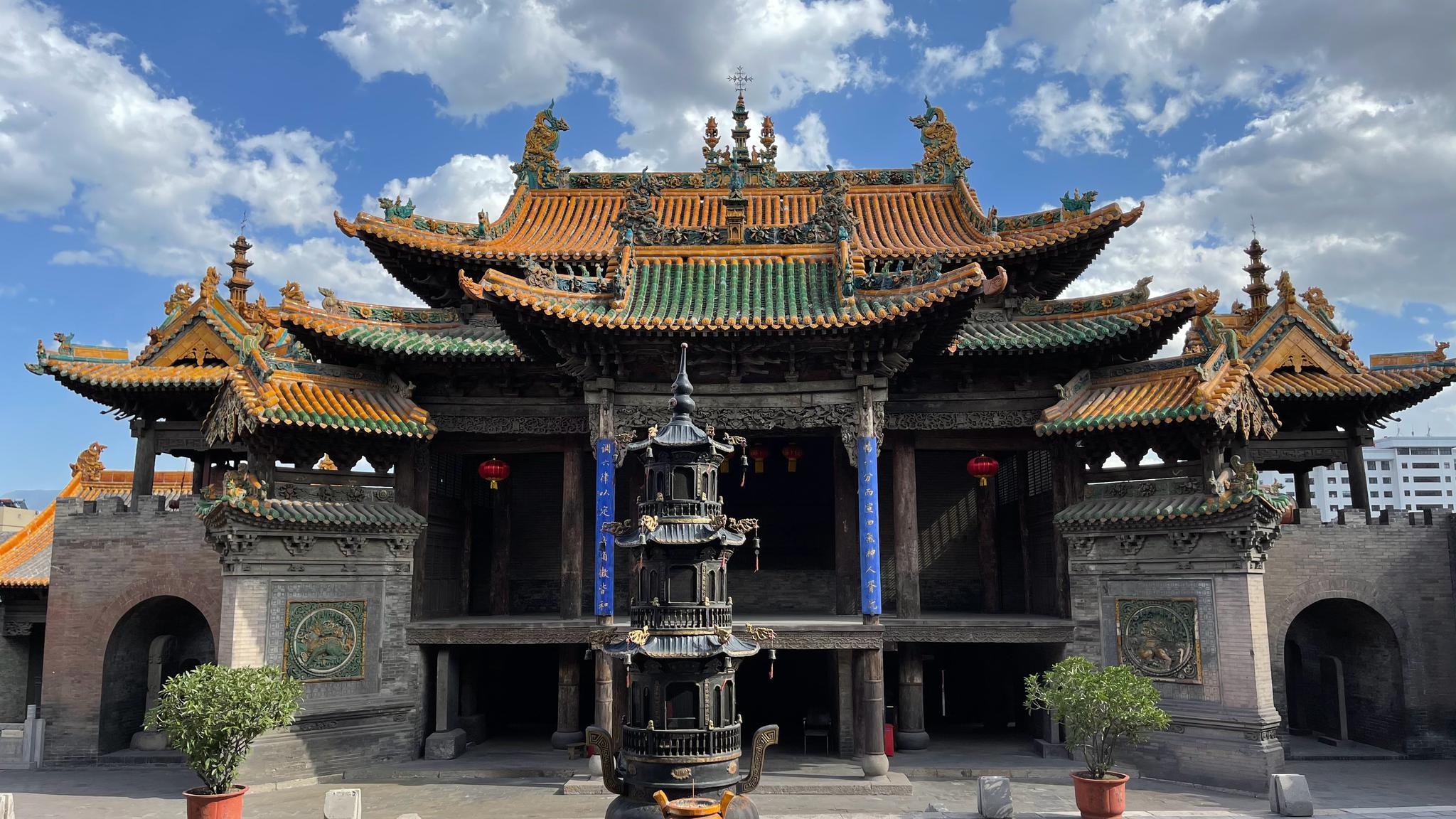 山西介休后土庙,可以说是整个山西省琉璃最漂亮的庙宇……_高清图集