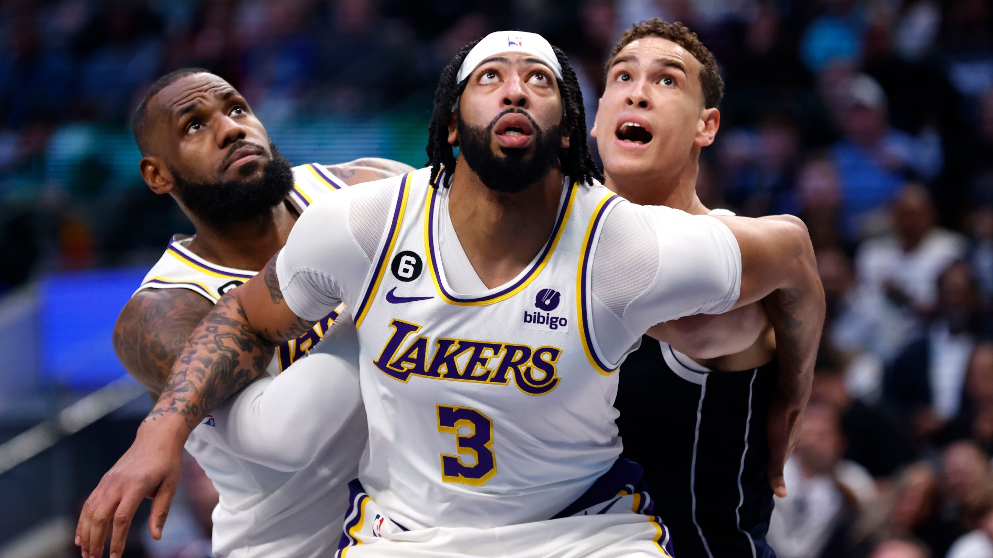 湖人近期NBA比分数据深度剖析 关键球员发挥决定季后赛命运