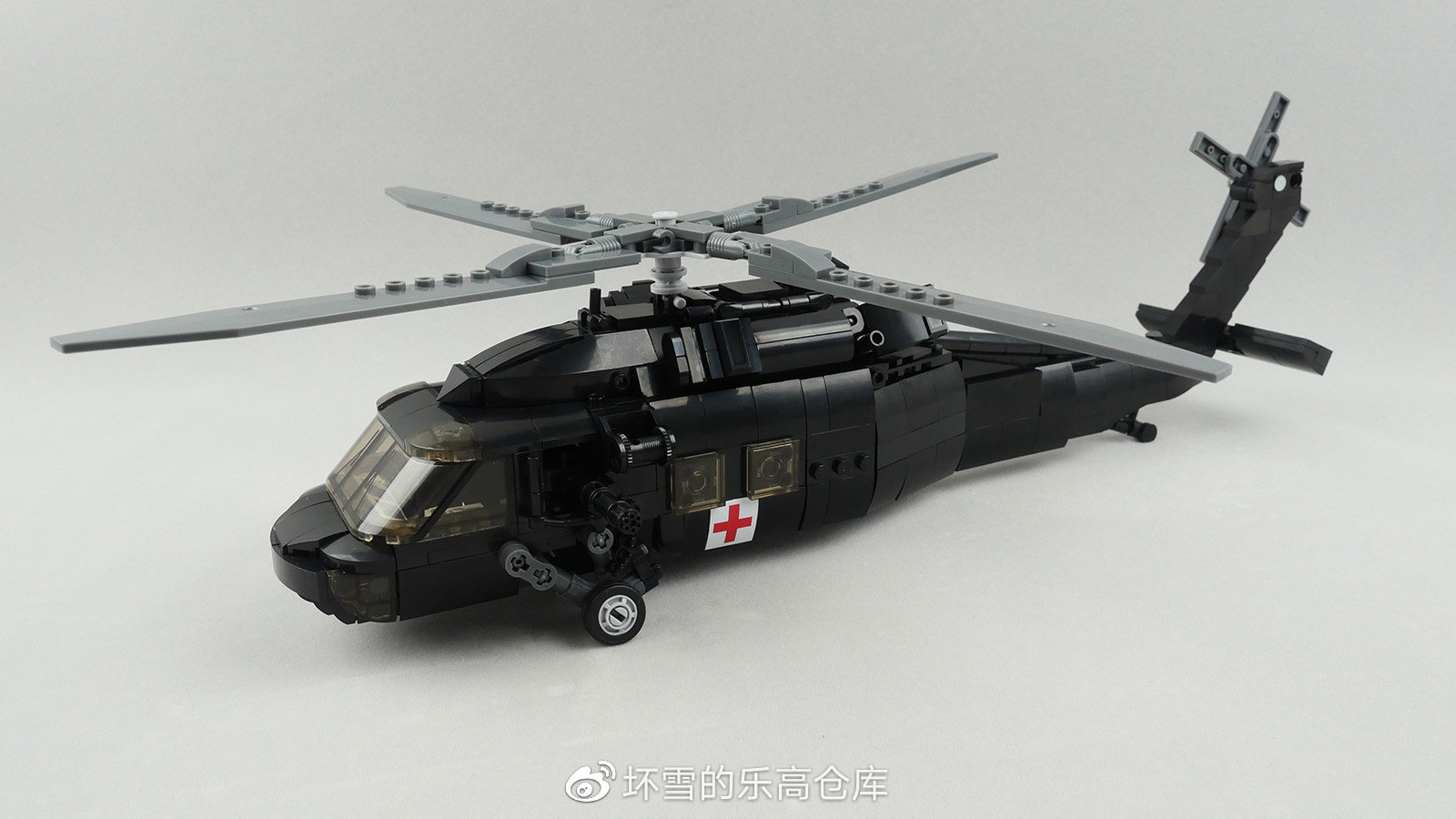 虽有不足,但仍值得入手的积木版黑鹰直升机|线材|黑鹰|小鲁班_新浪