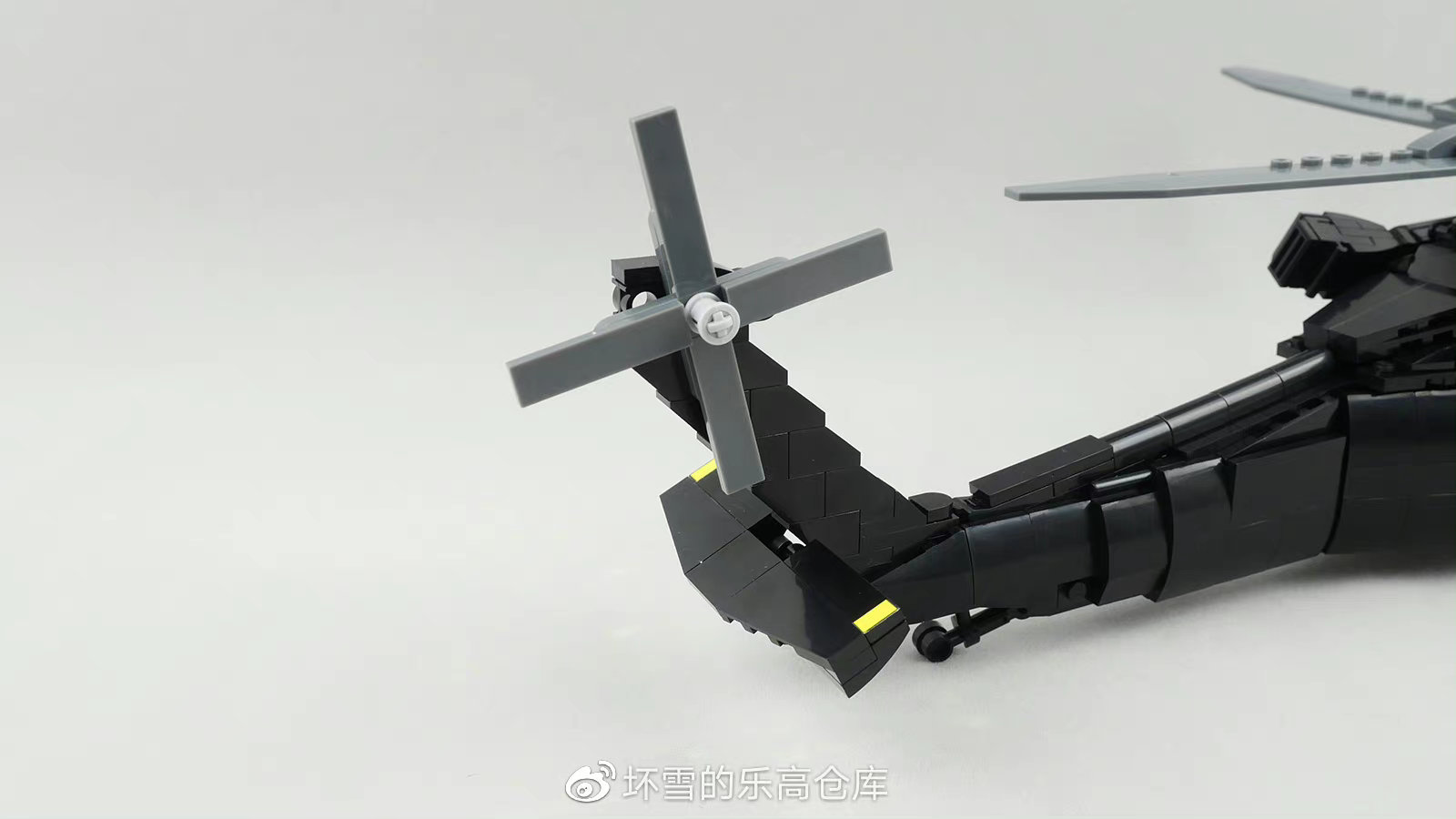 虽有不足,但仍值得入手的积木版黑鹰直升机|线材|黑鹰|小鲁班_新浪