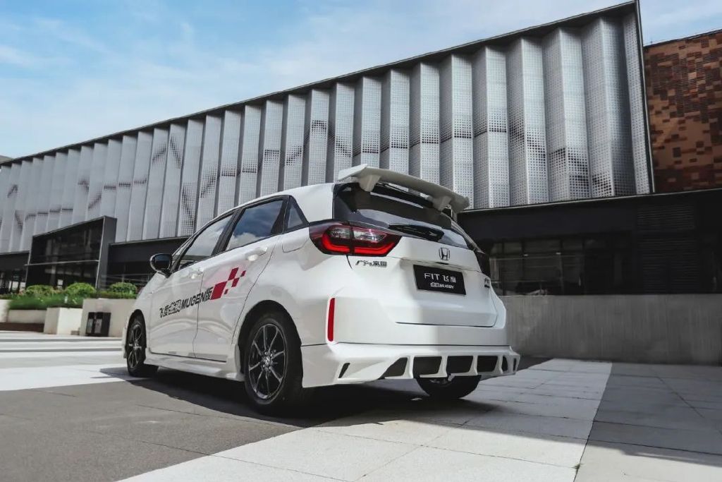 广汽本田飞度无限mugen版上市,售价9.68万元-新浪汽车