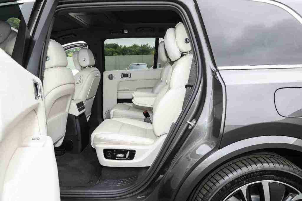 深藏不露的人会买这3台SUV！配空气悬架驾乘舒适，实力不比BBA差