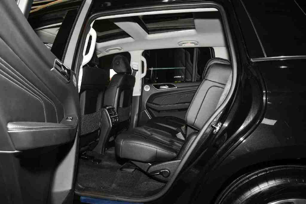 深藏不露的人会买这3台SUV！配空气悬架驾乘舒适，实力不比BBA差