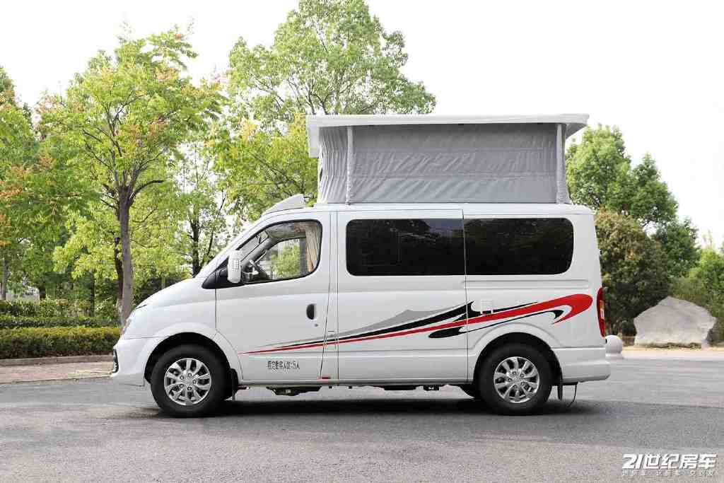 实拍齐星大通v80升顶房车-新浪汽车
