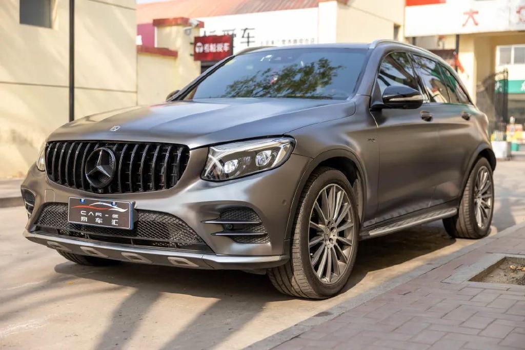 奔驰glc43施工amg山灰改色膜运动风格拉满