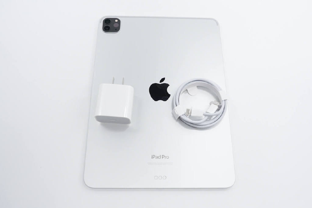 不完全礼貌的编织线高配低赠的第四代11英寸ipadpro评测