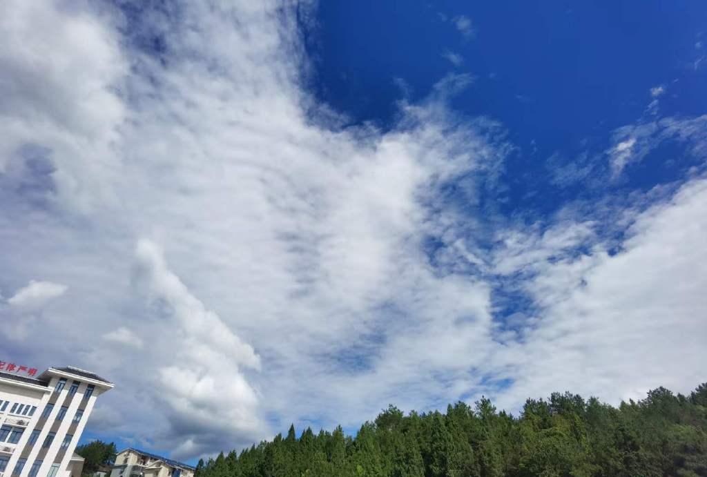 用美景说话，看过这28张图，你就知道广元秋天有多美，请签收！休闲区蓝鸢梦想 - Www.slyday.coM