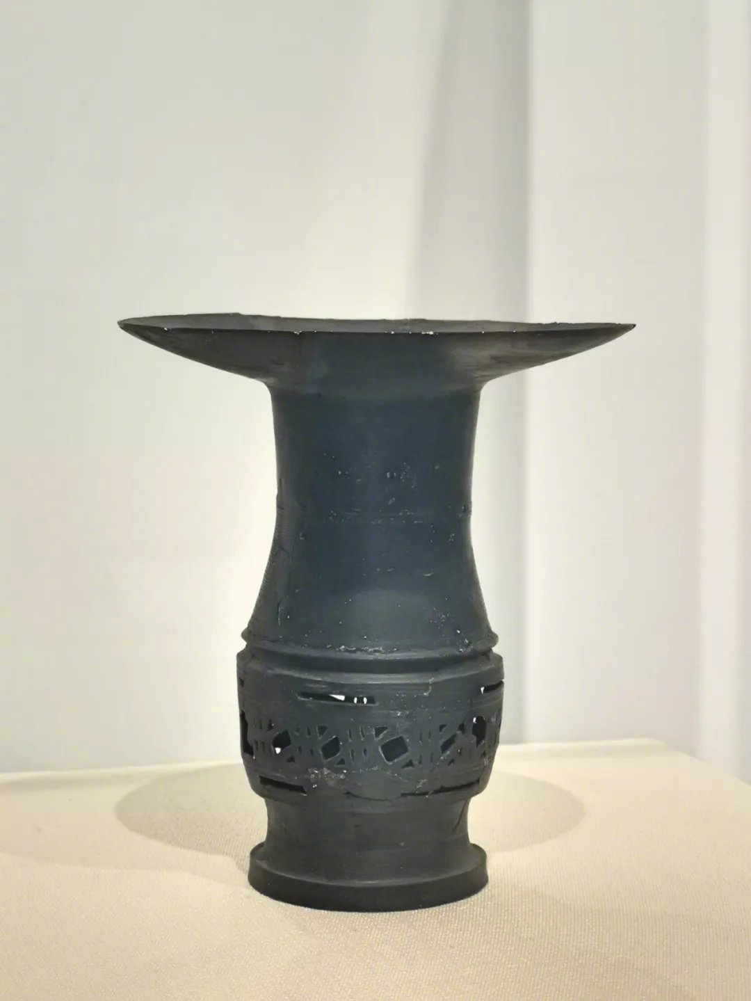 "四千年前地球文明最精致之制作"——蛋壳黑陶杯