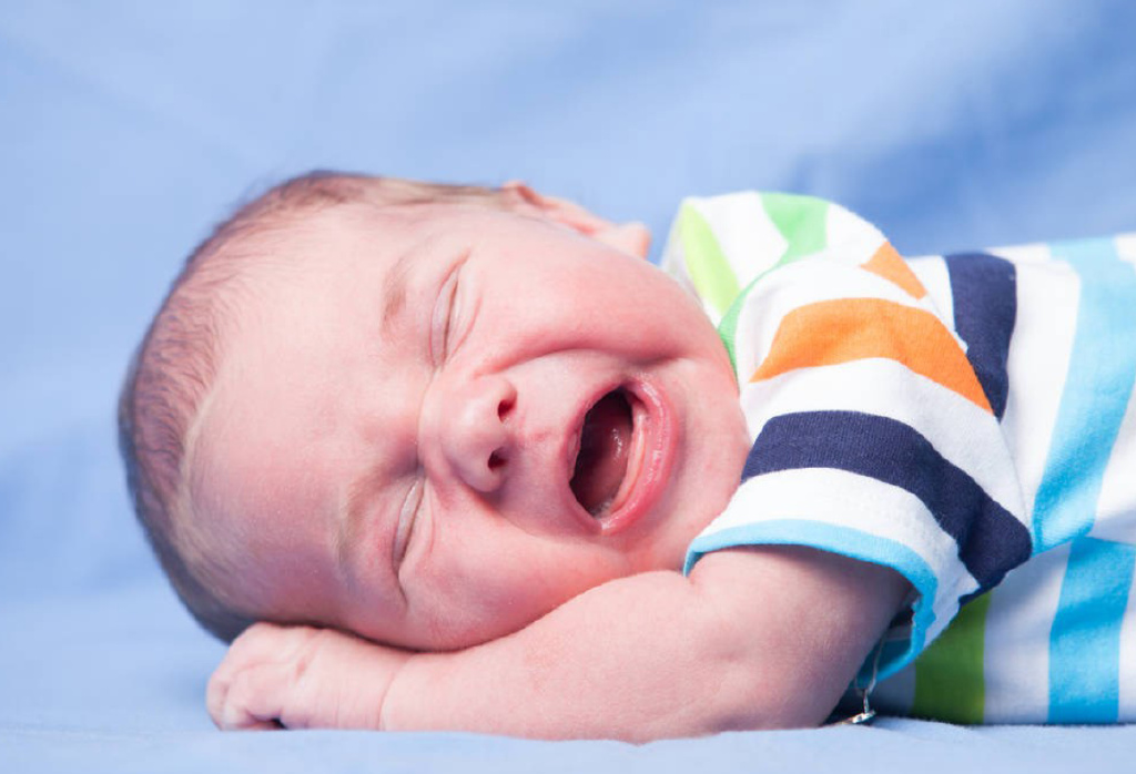 遭遇孩子“二月闹”，妈妈别慌，学会7招让娃睡得香长得快休闲区蓝鸢梦想 - Www.slyday.coM