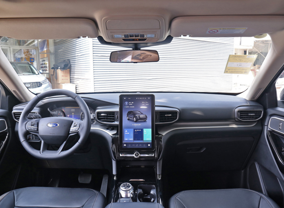 日系与美系之间的较量，丰田汉兰达PK福特探险者，赢面谁更大？