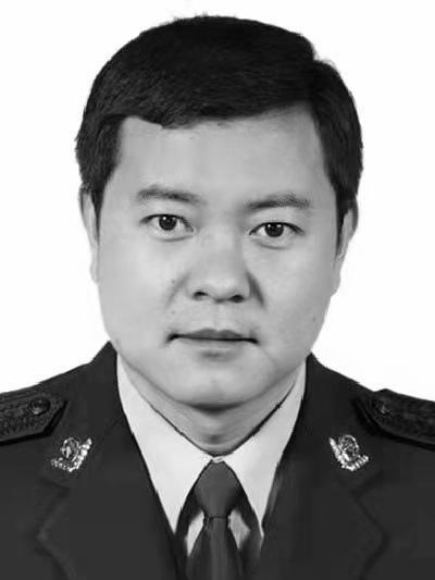 痛心！周口47岁民警牺牲在专案组岗位上休闲区蓝鸢梦想 - Www.slyday.coM